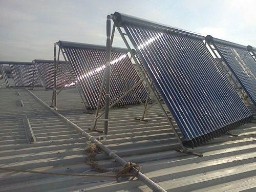 Panouri solare cu tuburi vidate